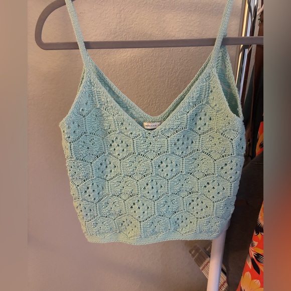 American Eagle Outfitters Tops - American Eagle Outfitters Green Cropped Fitted Camisole